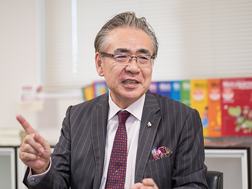 山口 紀生 氏